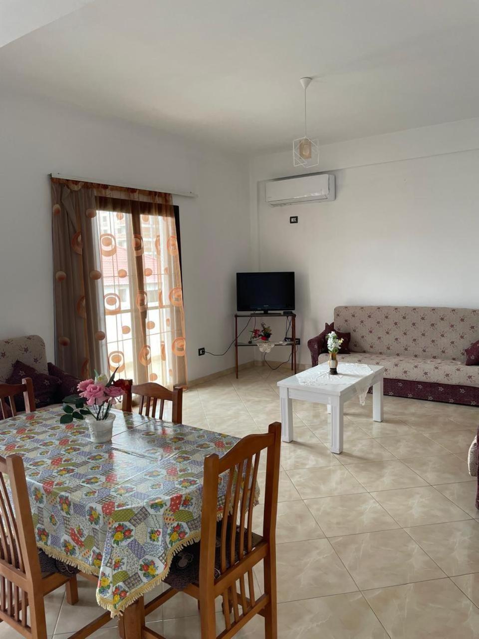 Casa Intera La Paghi Come Una Camera The Home With The Price Of A Room Дуррес Екстер'єр фото